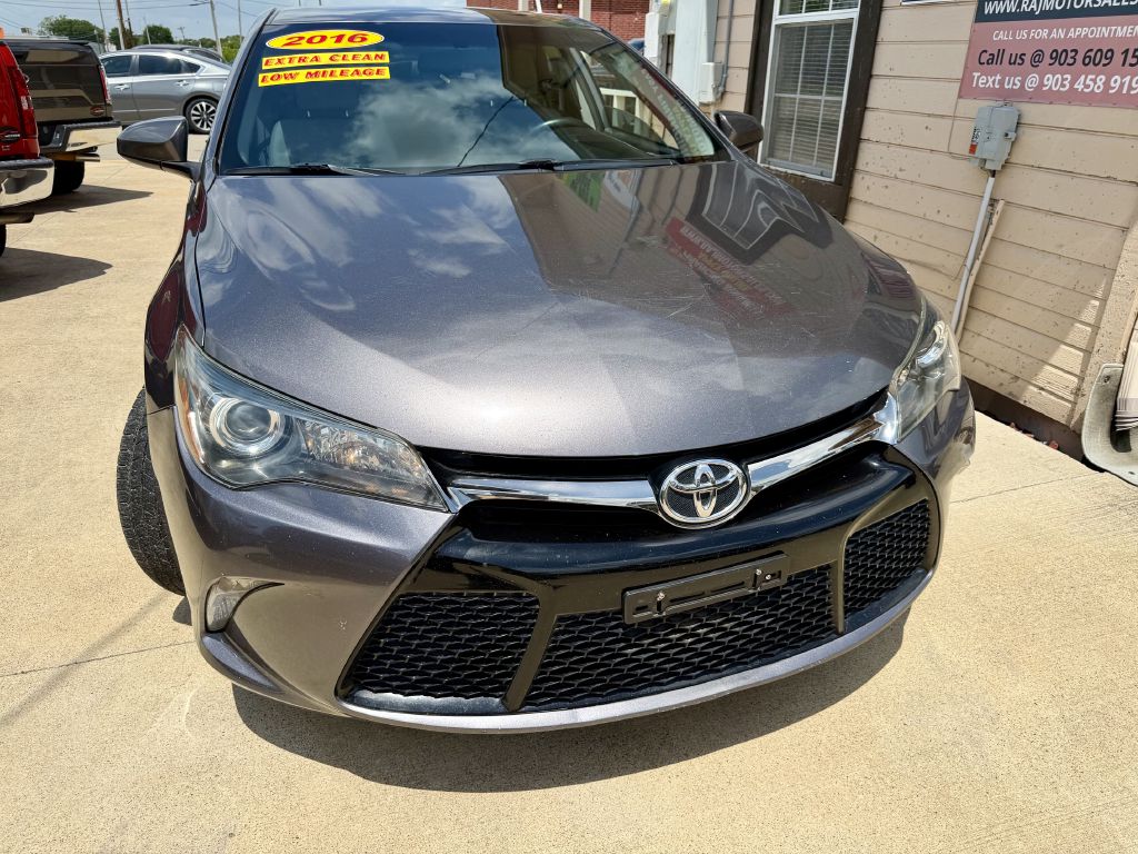 Photo 7 of this TOYOTA CAMRY