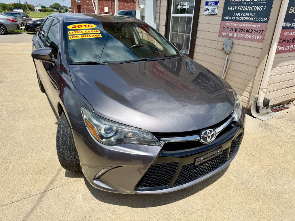 Photo 8 of this TOYOTA CAMRY