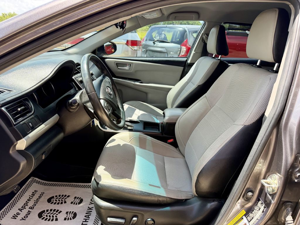 Photo 18 of this TOYOTA CAMRY
