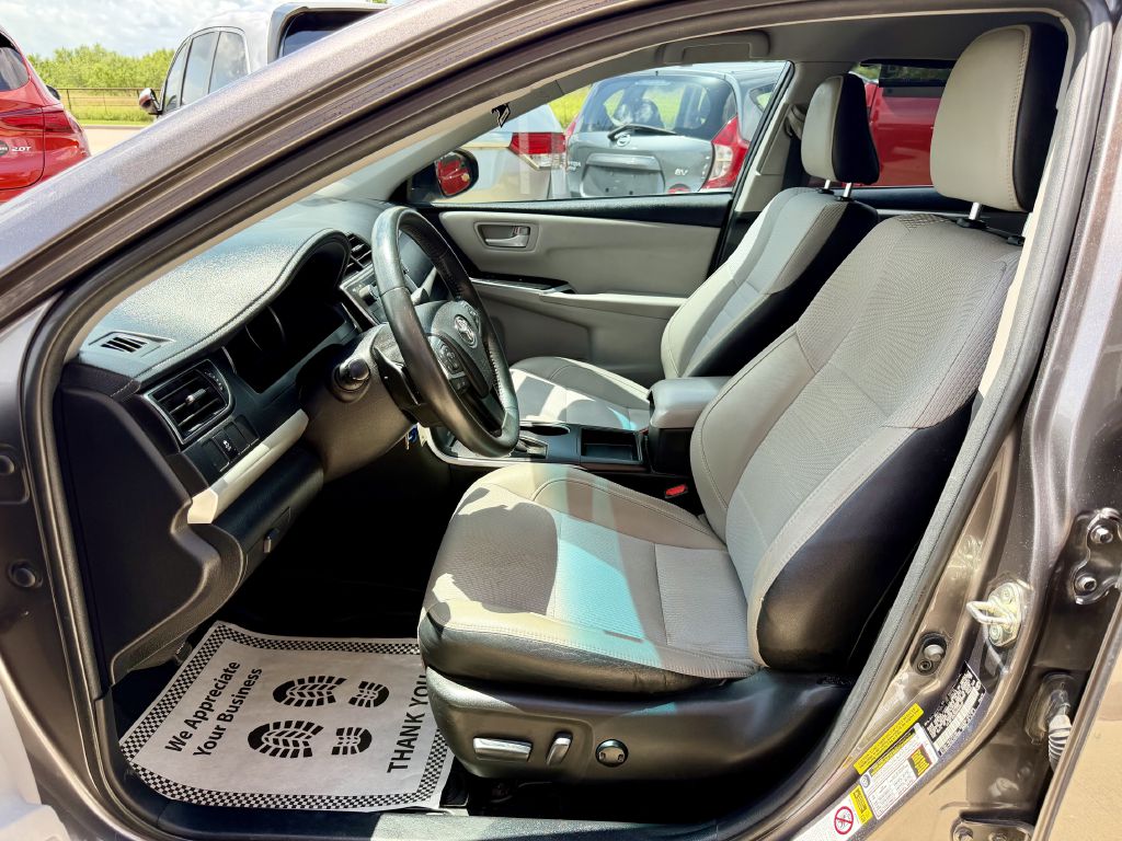 Photo 19 of this TOYOTA CAMRY