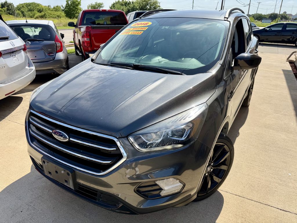 Photo 4 of this FORD ESCAPE