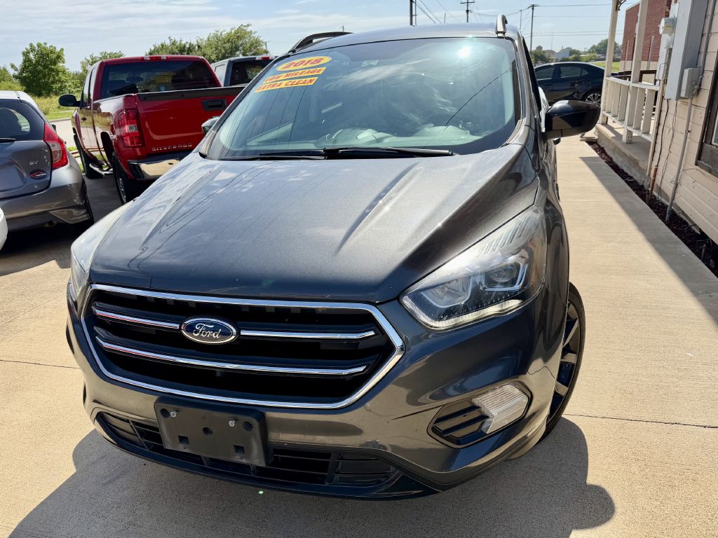 Photo 5 of this FORD ESCAPE