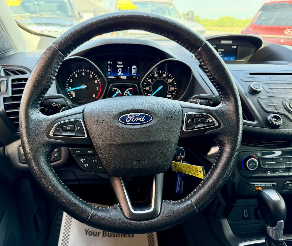 Photo 29 of this FORD ESCAPE
