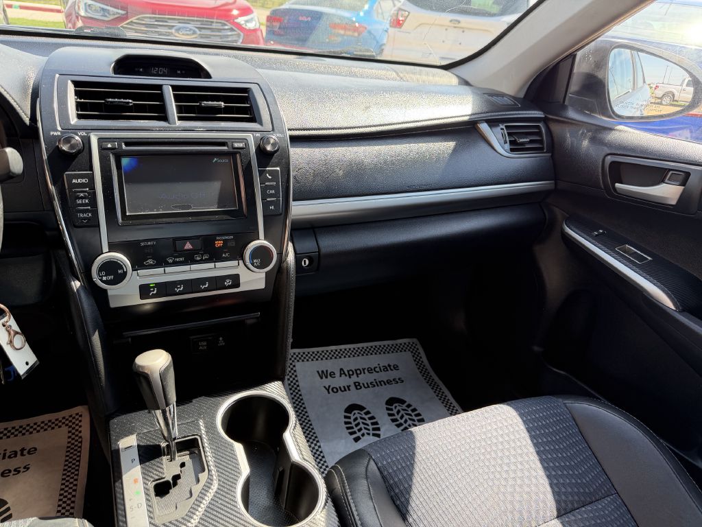 Photo 25 of this TOYOTA CAMRY