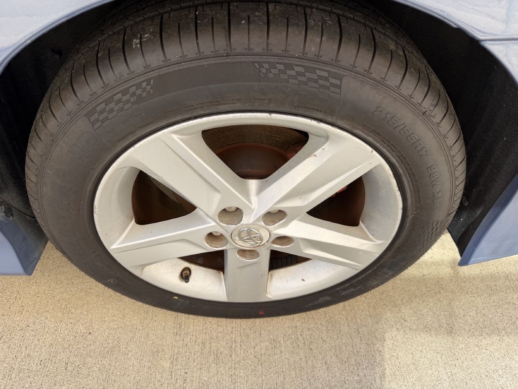 Photo 36 of this TOYOTA CAMRY