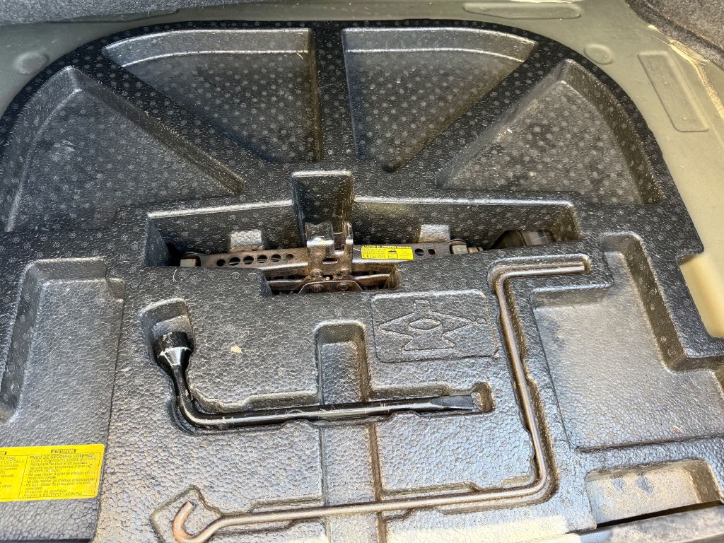 Photo 31 of this TOYOTA CAMRY