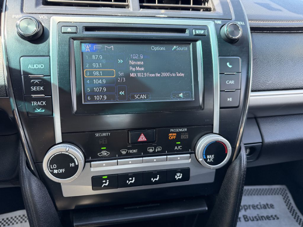 Photo 27 of this TOYOTA CAMRY