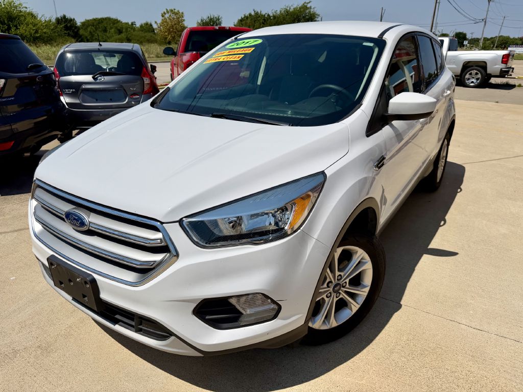Photo 3 of this FORD ESCAPE