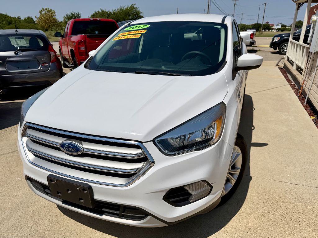 Photo 4 of this FORD ESCAPE