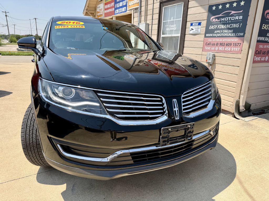Photo 7 of this LINCOLN MKX