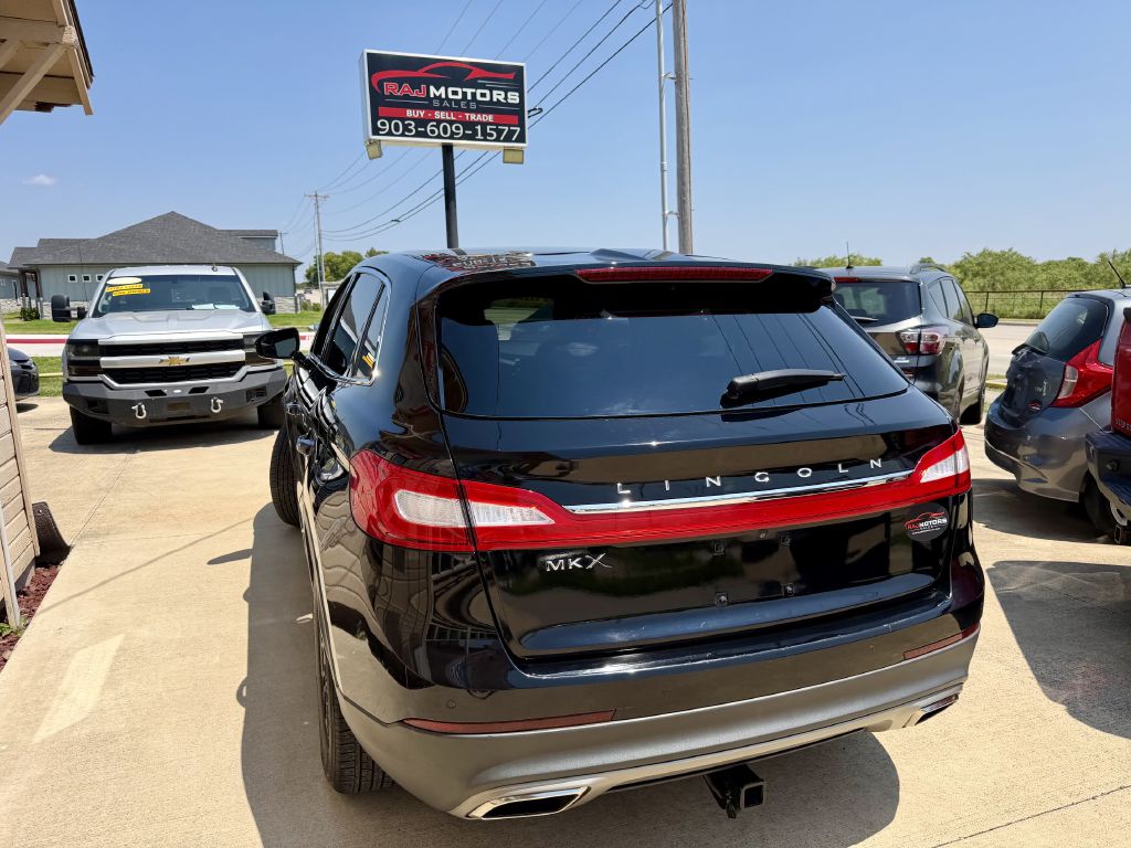 Photo 13 of this LINCOLN MKX