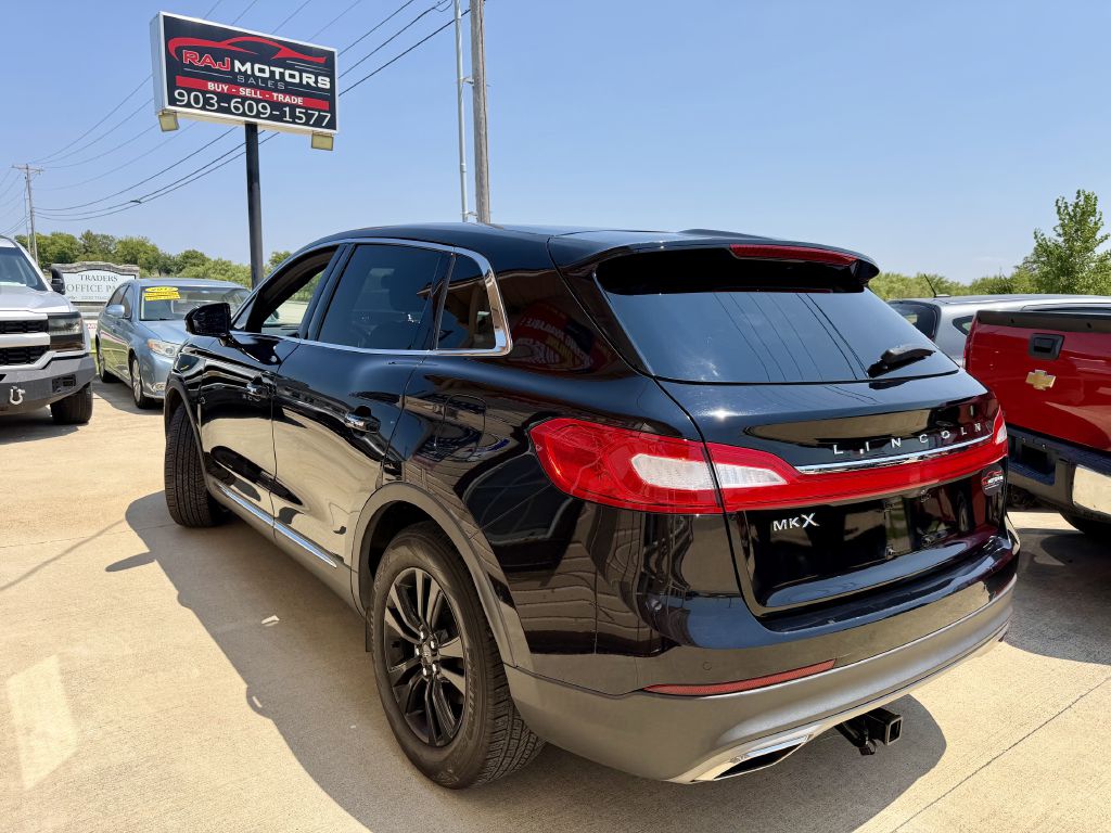 Photo 14 of this LINCOLN MKX