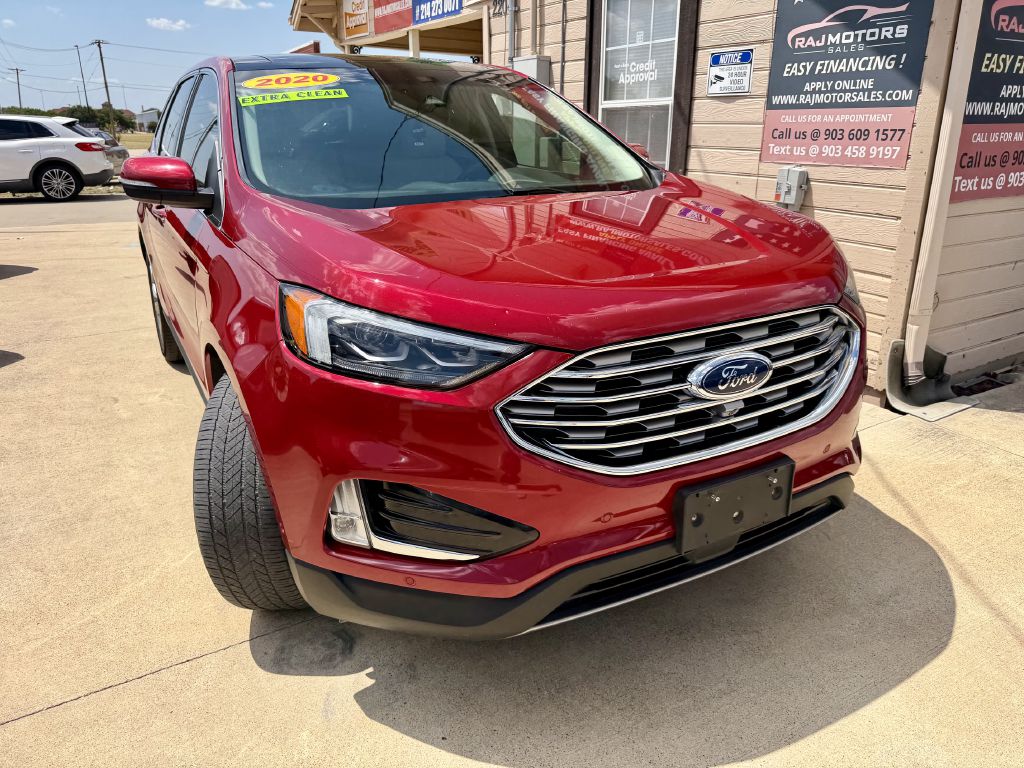 Photo 8 of this FORD EDGE