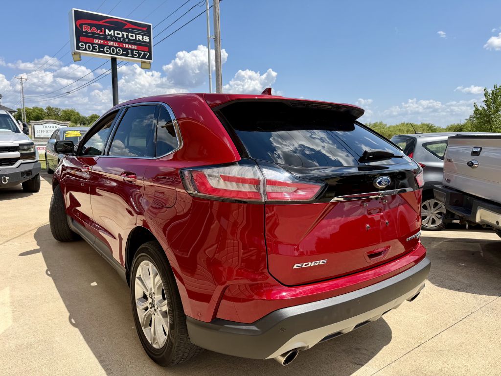 Photo 16 of this FORD EDGE
