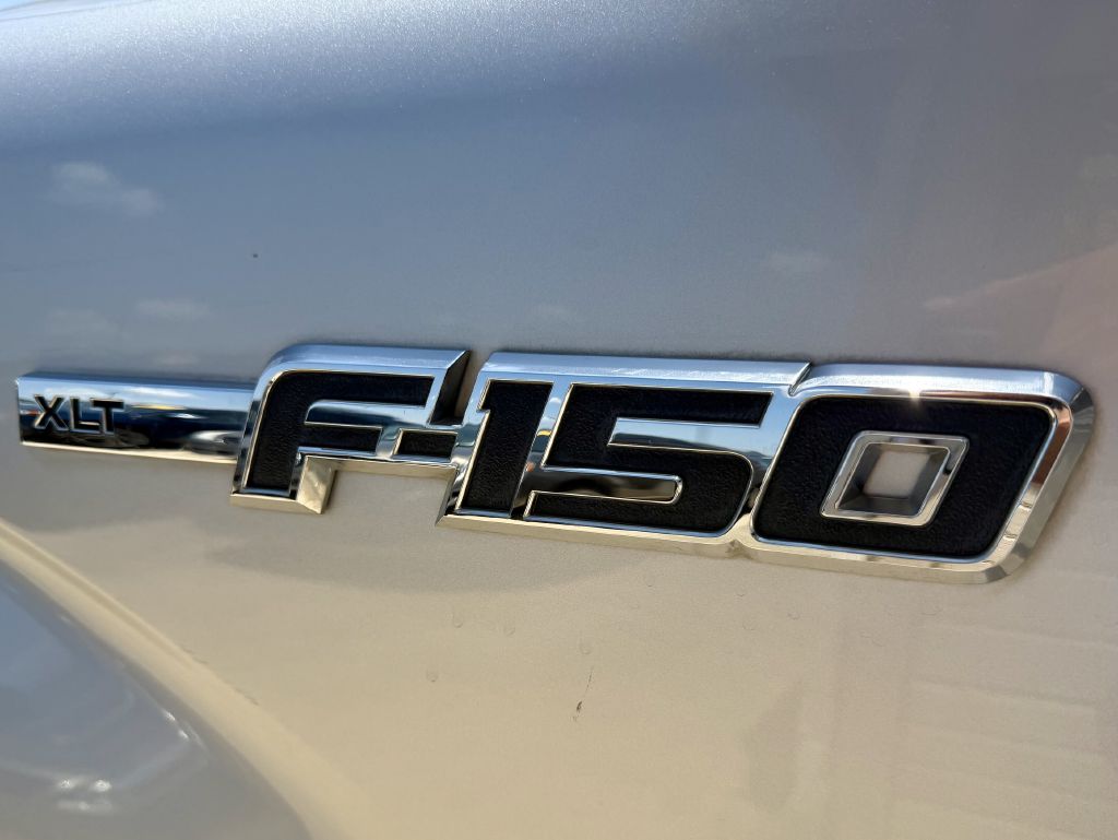Photo 20 of this FORD F150