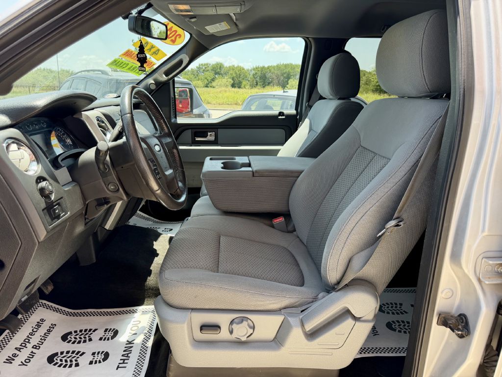 Photo 23 of this FORD F150