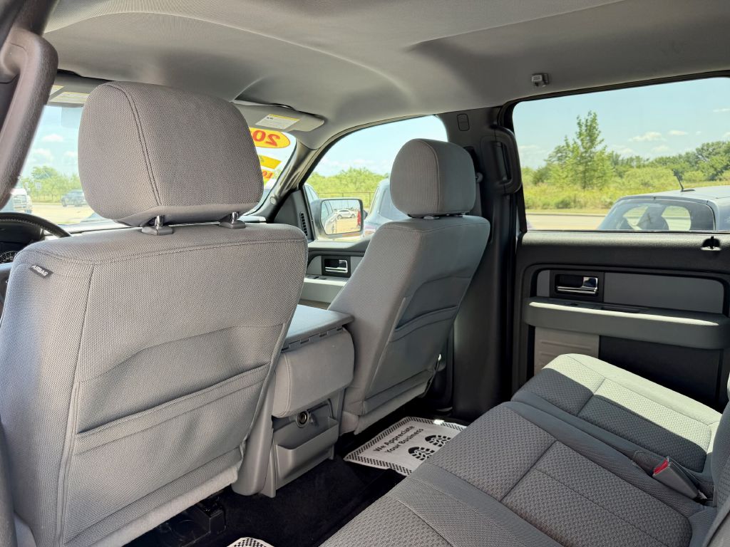 Photo 27 of this FORD F150
