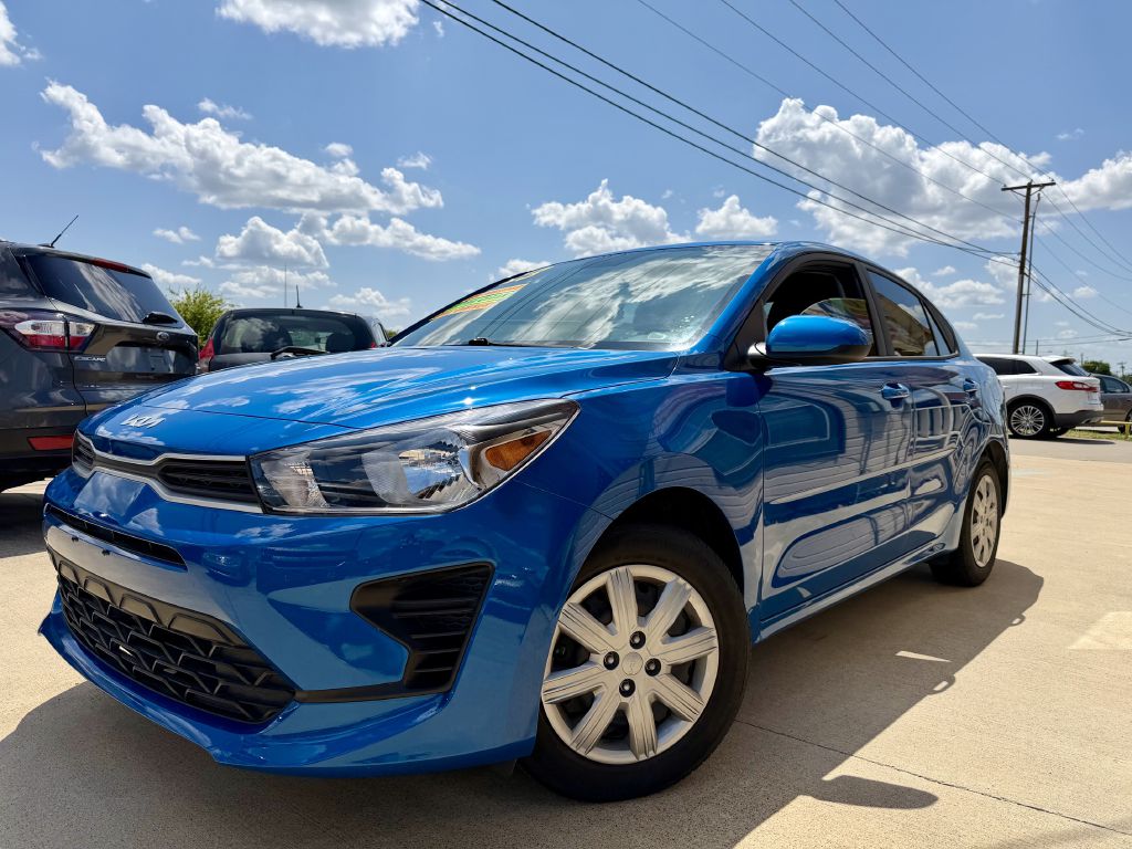 Photo 2 of this KIA RIO