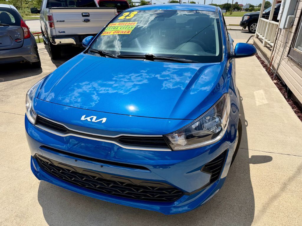 Photo 4 of this KIA RIO