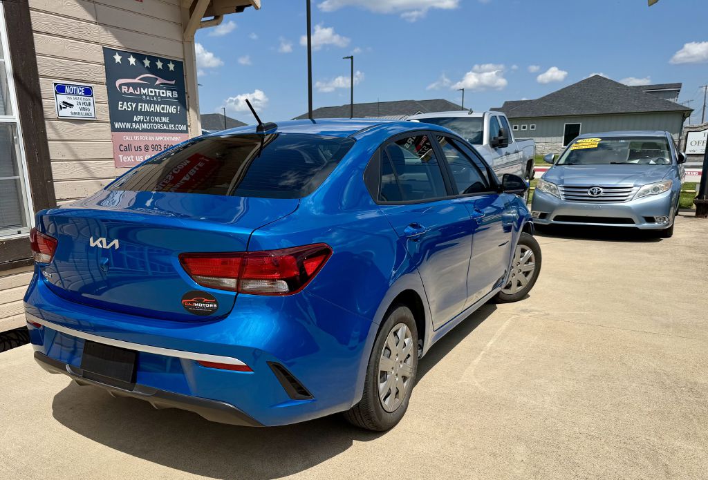 Photo 10 of this KIA RIO