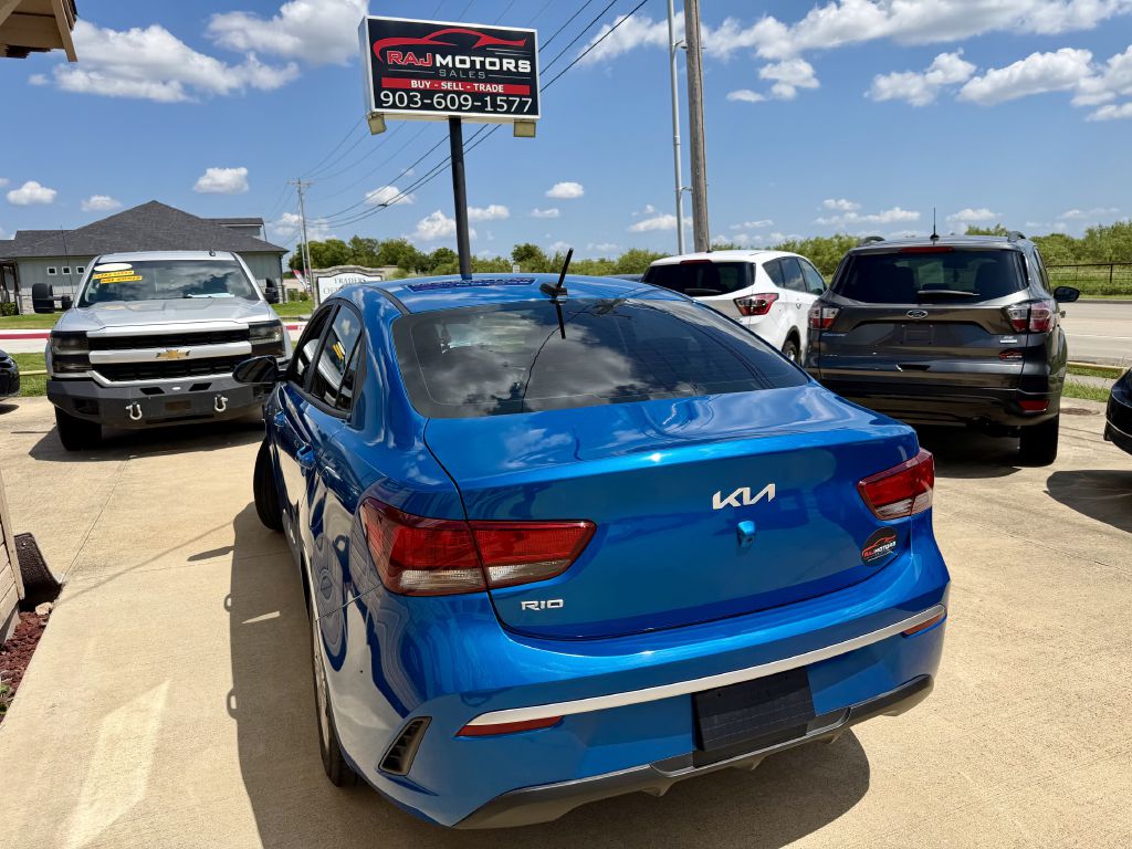 Photo 14 of this KIA RIO