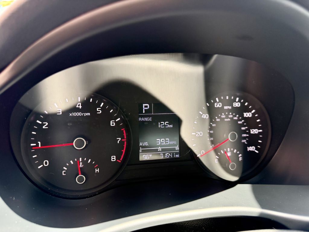 Photo 20 of this KIA RIO