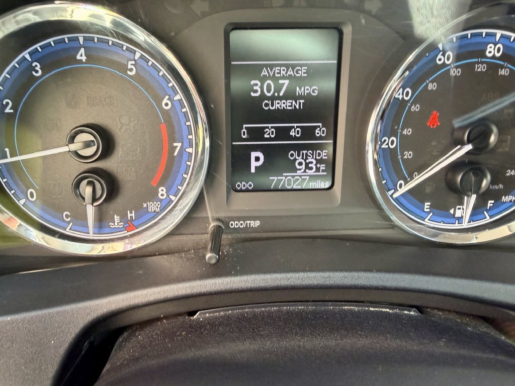 Photo 23 of this TOYOTA COROLLA