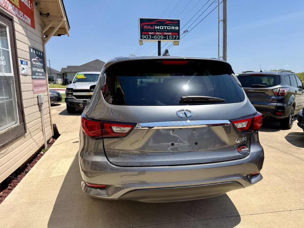 Photo 15 of this INFINITI QX60