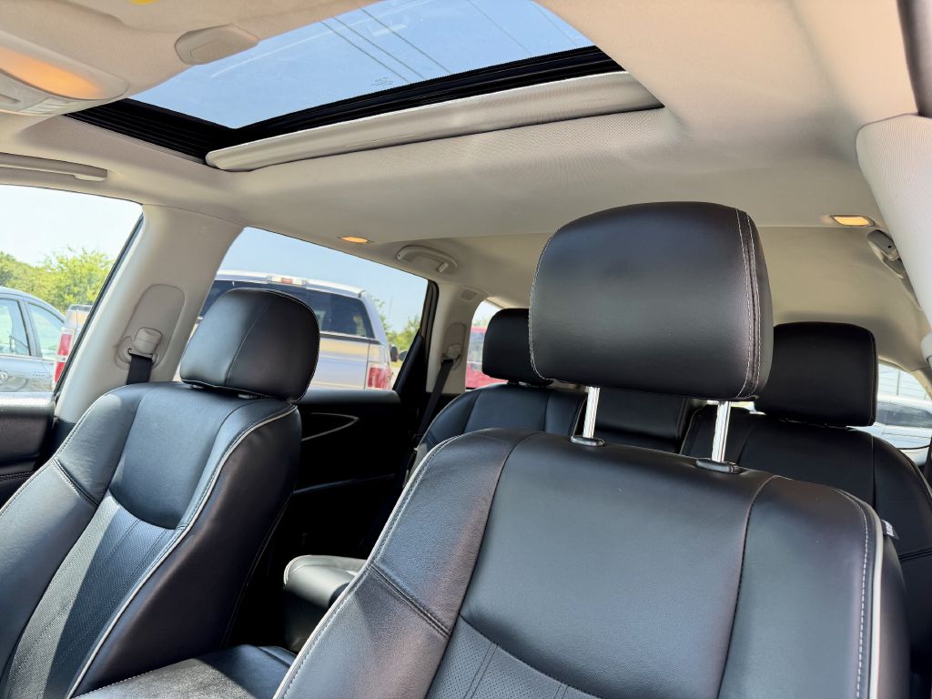 Photo 22 of this INFINITI QX60