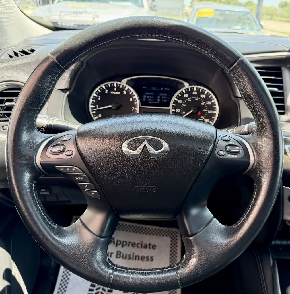 Photo 18 of this INFINITI QX60