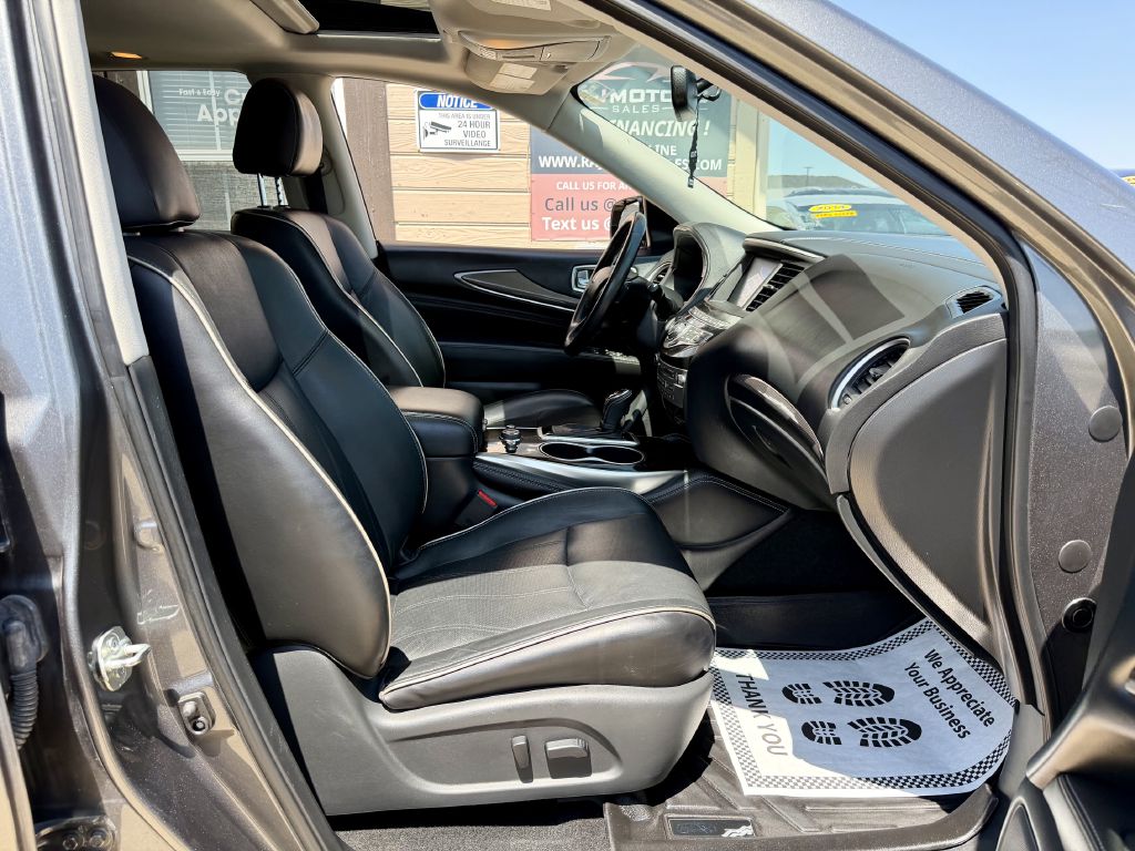 Photo 27 of this INFINITI QX60