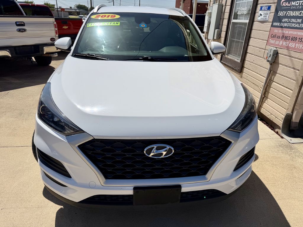Photo 6 of this HYUNDAI TUCSON