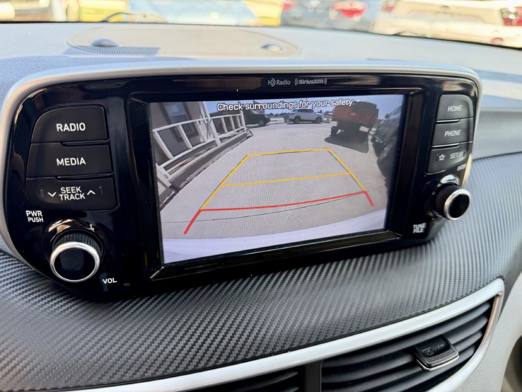 Photo 30 of this HYUNDAI TUCSON
