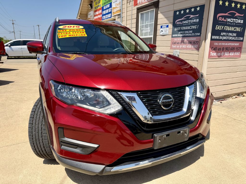 Photo 7 of this NISSAN ROGUE