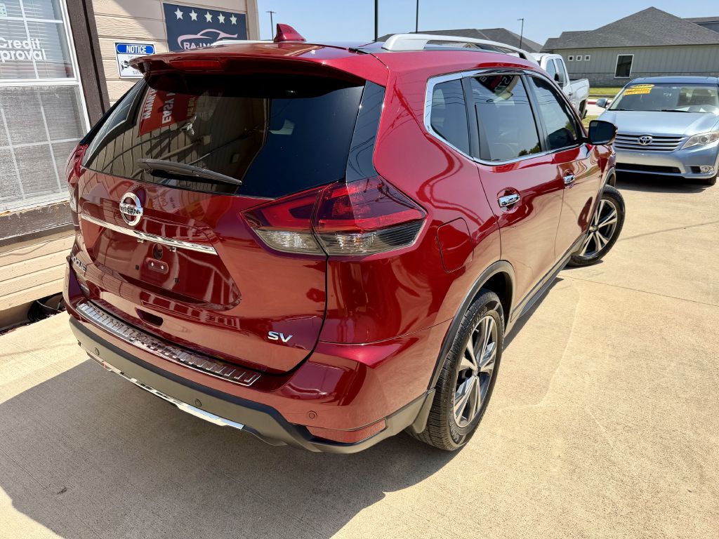 Photo 11 of this NISSAN ROGUE