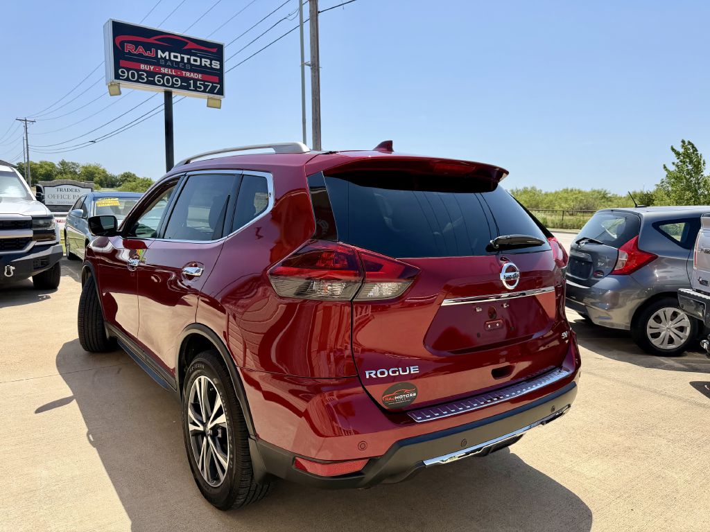 Photo 16 of this NISSAN ROGUE