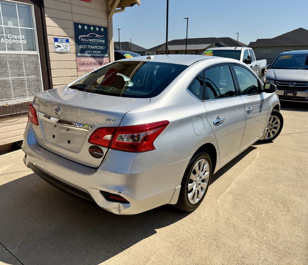 Photo 11 of this NISSAN SENTRA