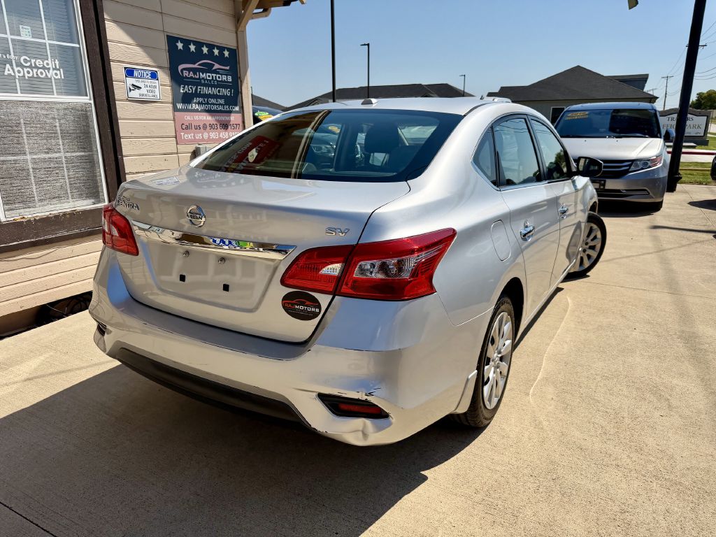 Photo 12 of this NISSAN SENTRA