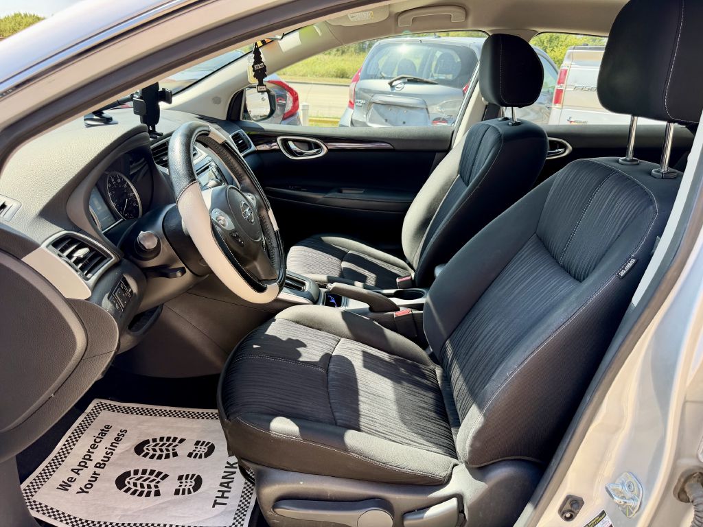 Photo 21 of this NISSAN SENTRA