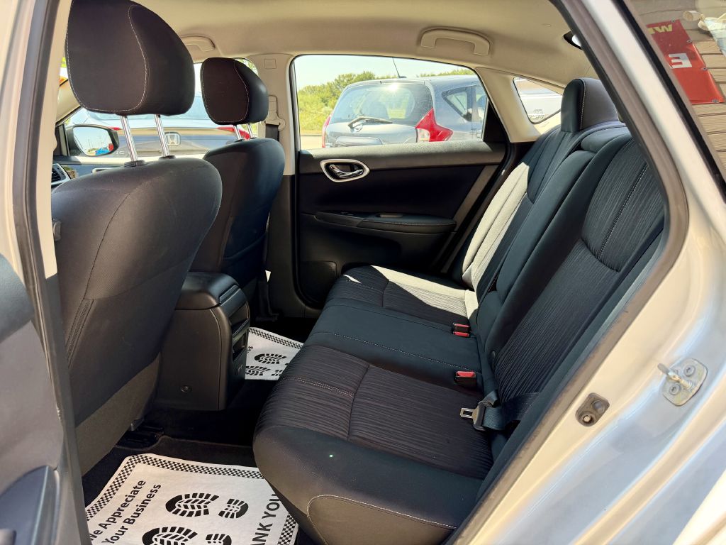 Photo 23 of this NISSAN SENTRA