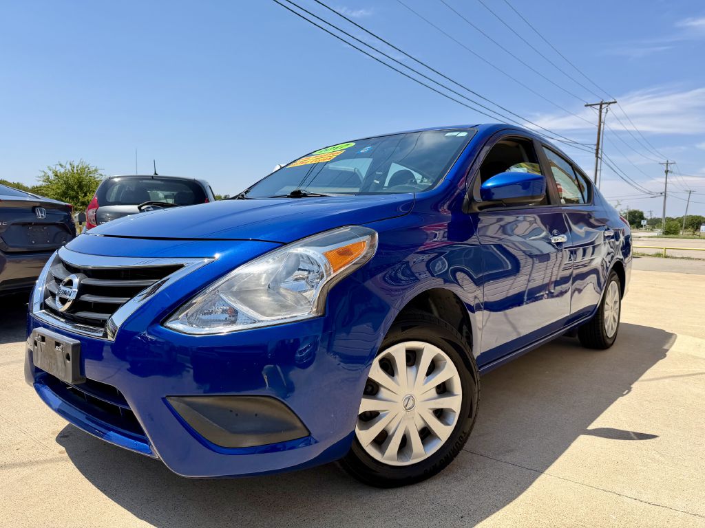Photo 3 of this NISSAN VERSA