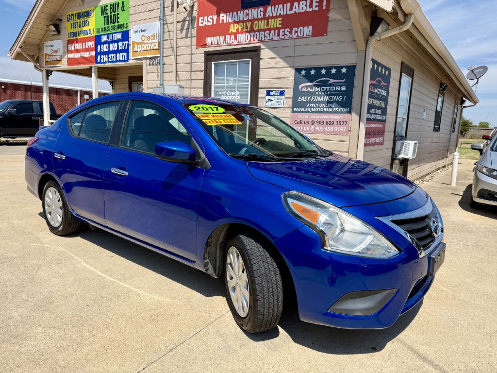 Photo 10 of this NISSAN VERSA