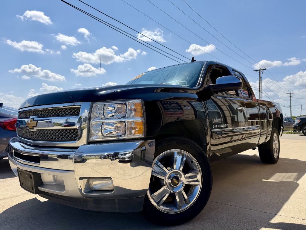 Photo 2 of this CHEVROLET SILVERADO 1500