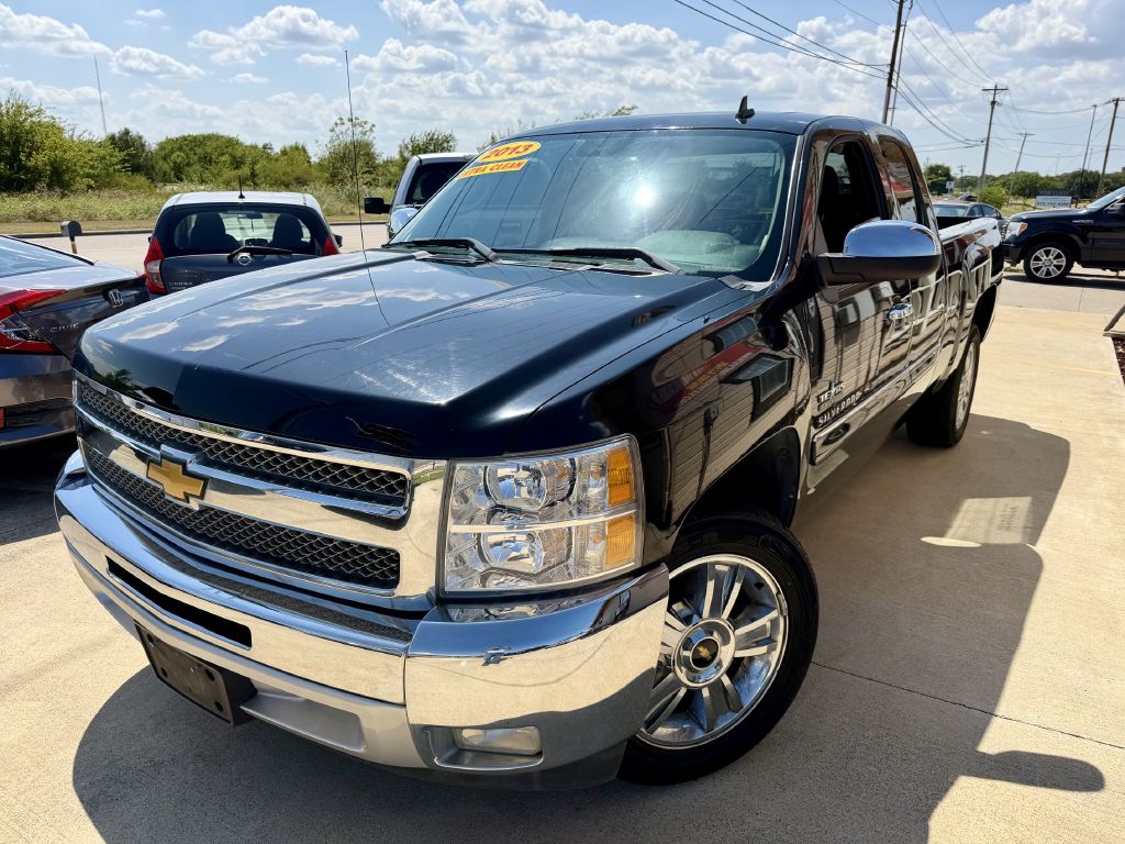 Photo 3 of this CHEVROLET SILVERADO 1500