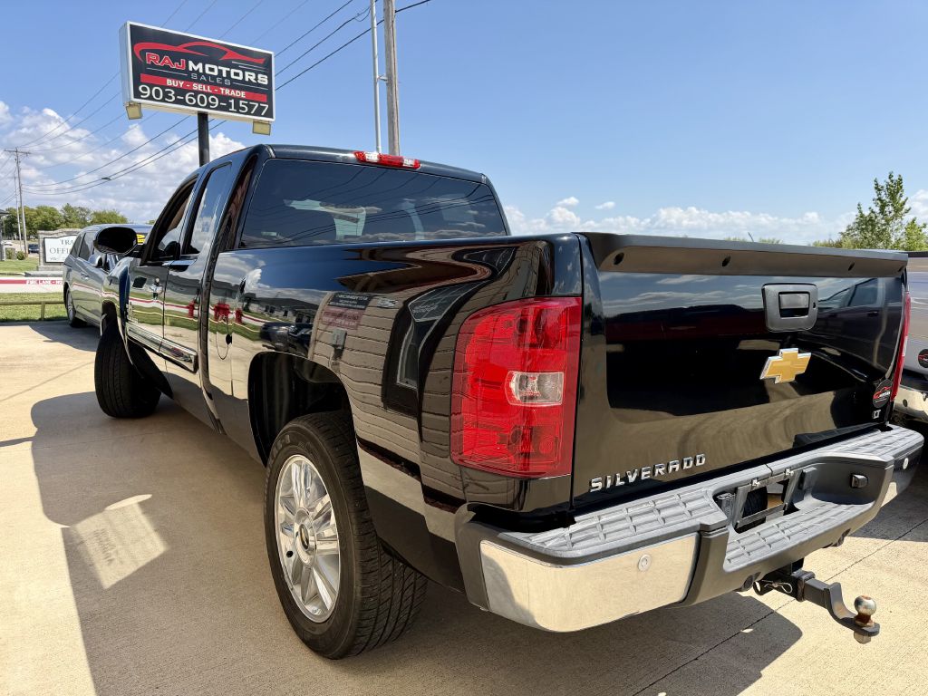 Photo 16 of this CHEVROLET SILVERADO 1500