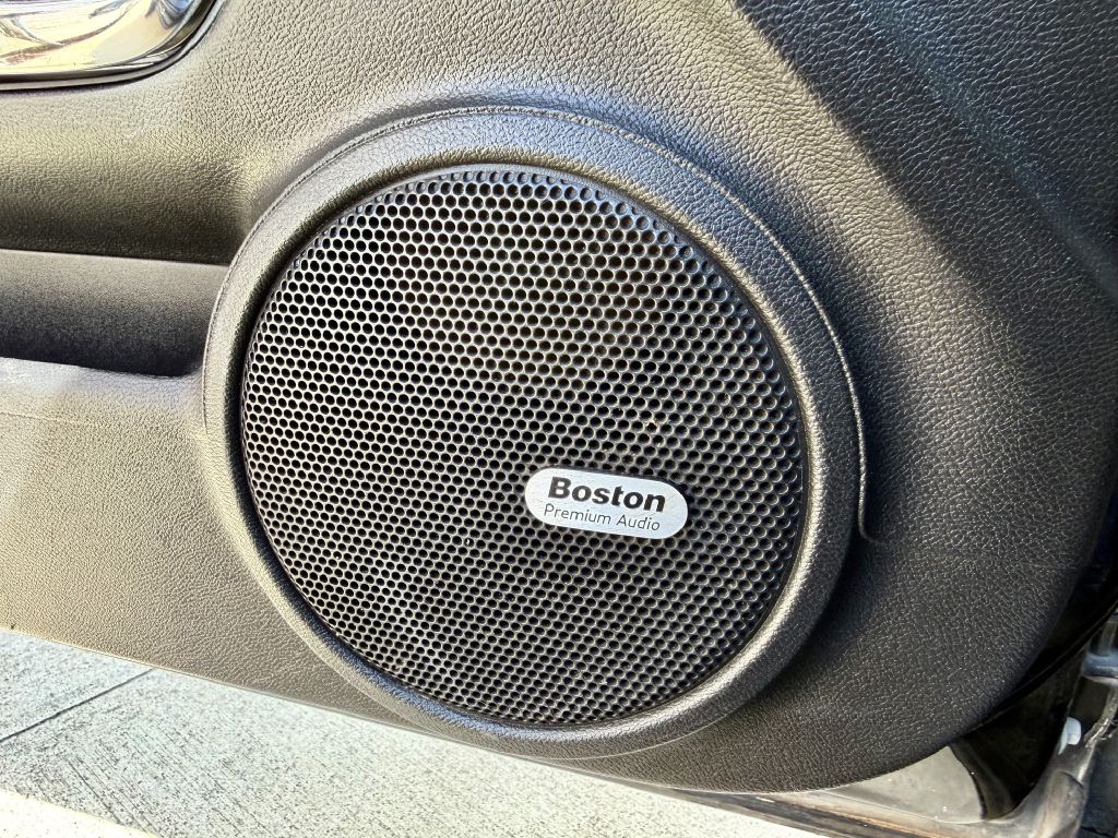 Photo 39 of this CHEVROLET CAMARO