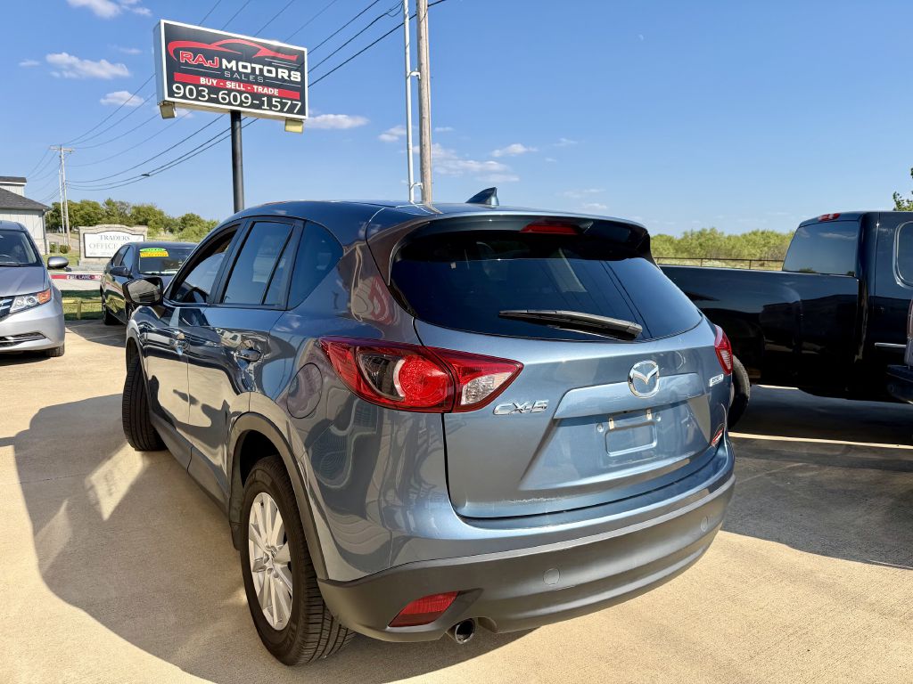 Photo 14 of this MAZDA CX-5