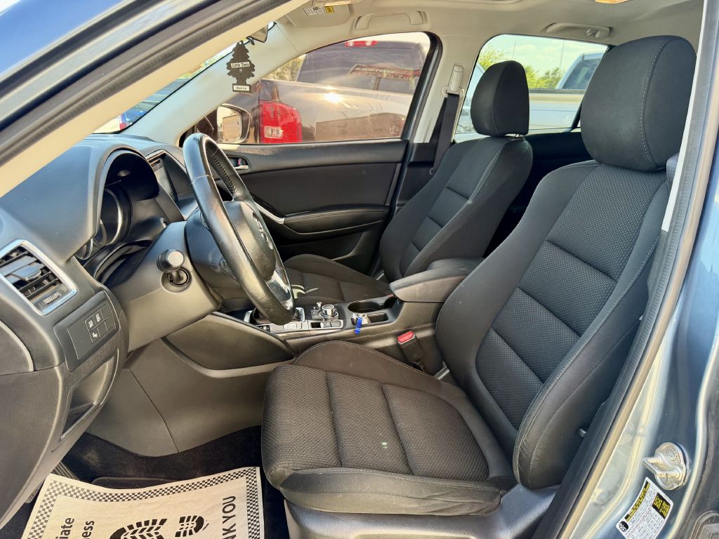 Photo 17 of this MAZDA CX-5
