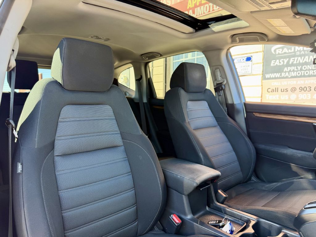 Photo 27 of this HONDA CR-V
