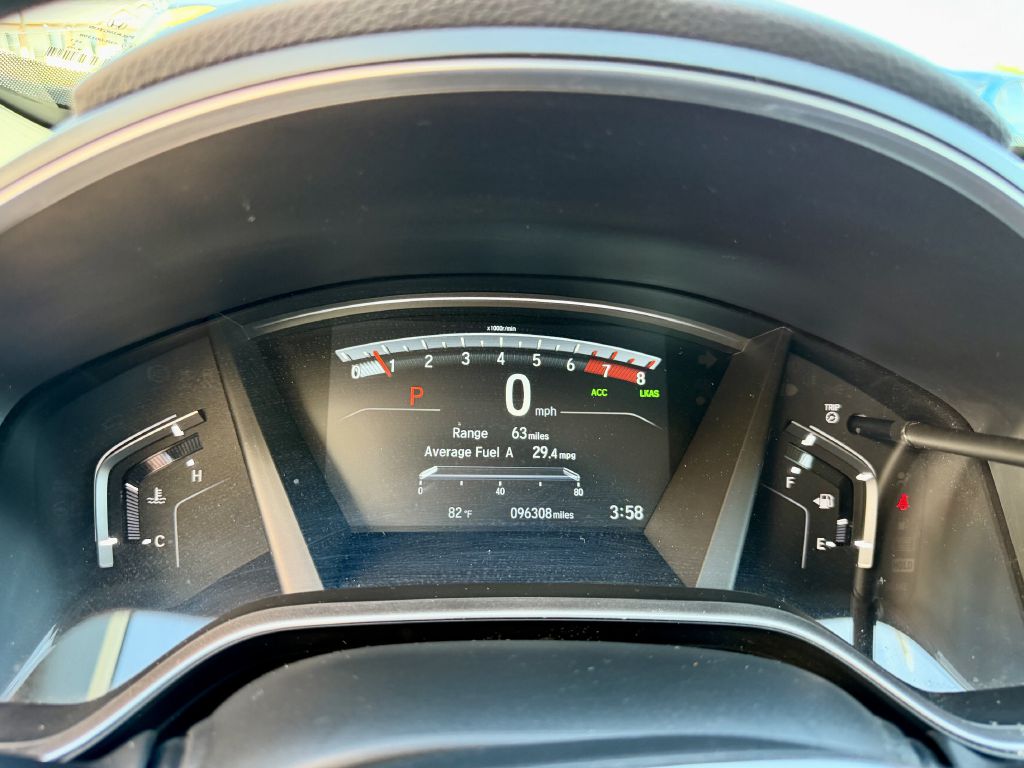 Photo 32 of this HONDA CR-V